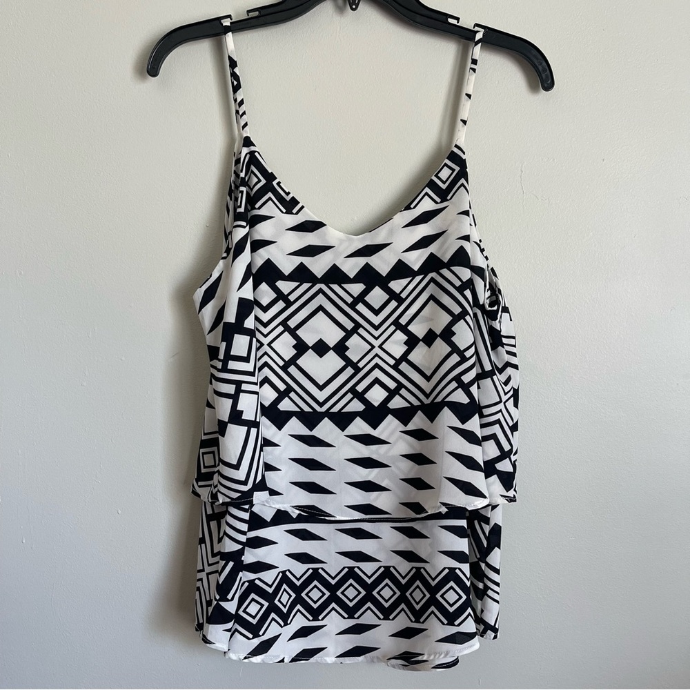 Annabella Black White Geometric Layered Ruffle Camisole Spaghetti Tank Size L